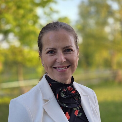 Yvonne Aasbø